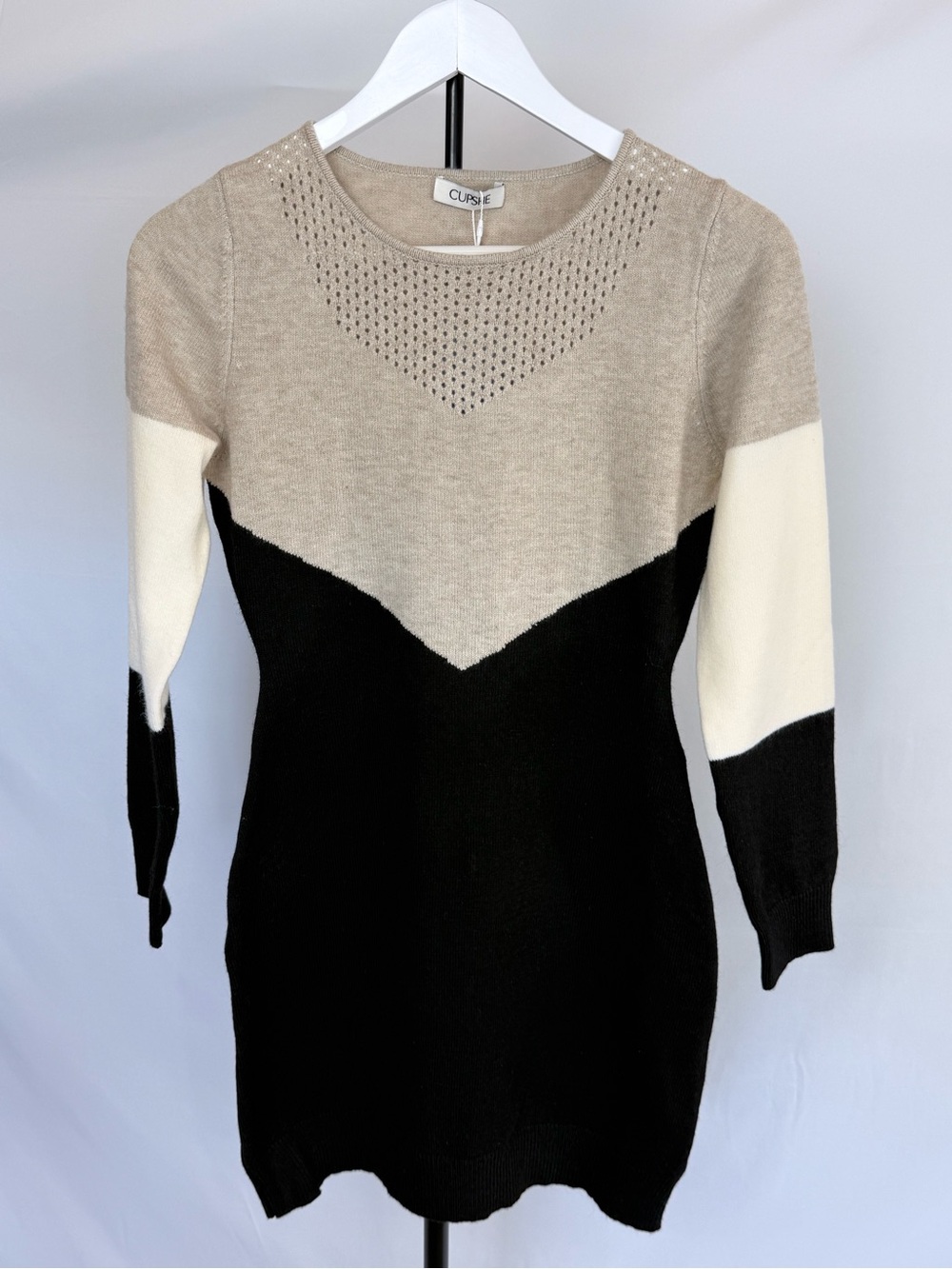 Cupshe Colorblock Long Sleeve Knit Dress in Beige, Black & Cream